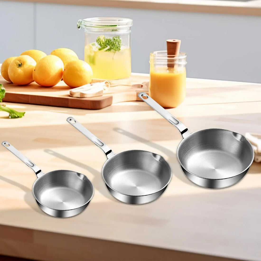 Stainless Steel Frying Pan with Long Handle Cooking Eggs Sandwich Fried Steak Pot for All Stovetops Gas Home Stoves Kitchen