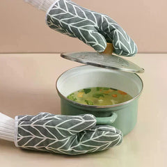 Oven Baking Gloves Oven Mitts Microwave Oven Gloves High-temperature Resistant Cotton Linen Gloves Kitchen Baking Tools Bakeware