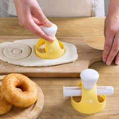 Hot Sale Food Grade ABS Donut Mold Cake Mold Baking Bakeware Cake Decorating Tools Desserts Bread Cutter Maker Baking Mould