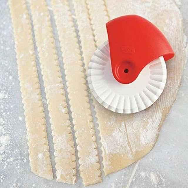 Kitchen DIY Pizza Pastry Lattice Cutter Pastry Pie Decor Cutter Plastic Wheel Roller For Pizza Pastry Pie Crust Baking Tools